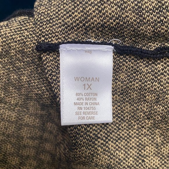 Luxe by Carmen Marc Valvo Sweater Dress with Camel Scoop Neck, 1X, Pre-Owned - Picture 6 of 7